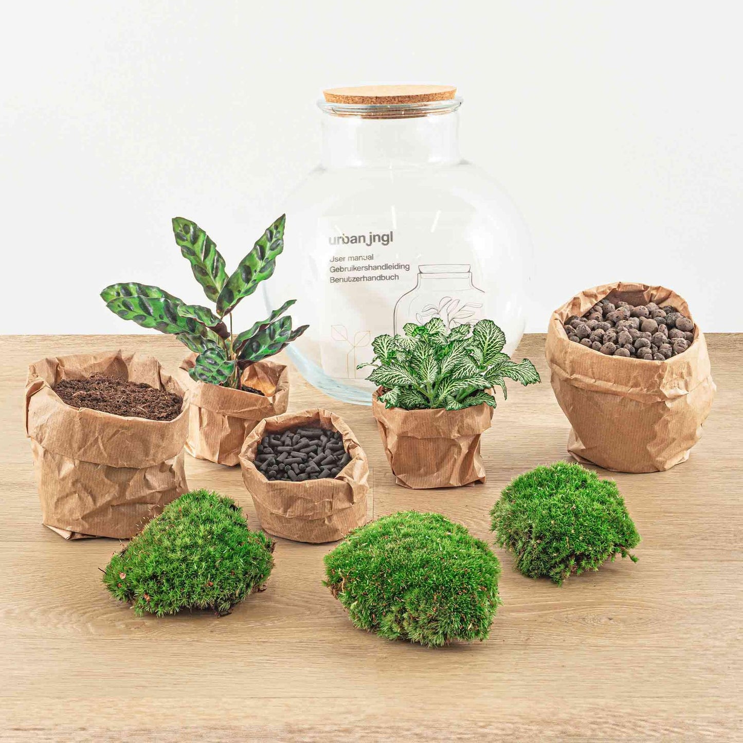 Teddy™ – A Micro-Garden as Cozy as a Teddy Bear