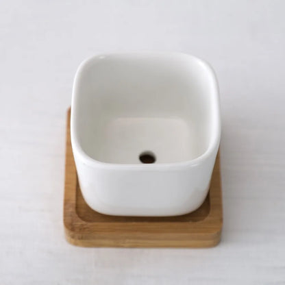 Kwadratowe Zenki™ – Porcelanowy Minimalizm z Bambusowym Akcentem