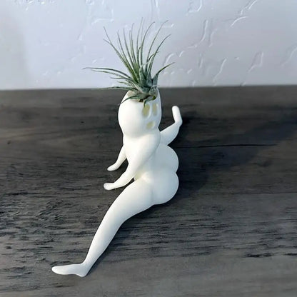 BuuPupa™ – Doniczka, która straszy… swoim tyłkiem 🍑👻