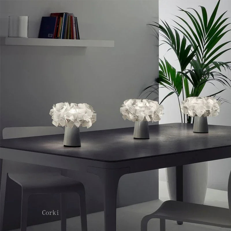 Clizia Bloom™ – Lampa, która kwitnie na biurku